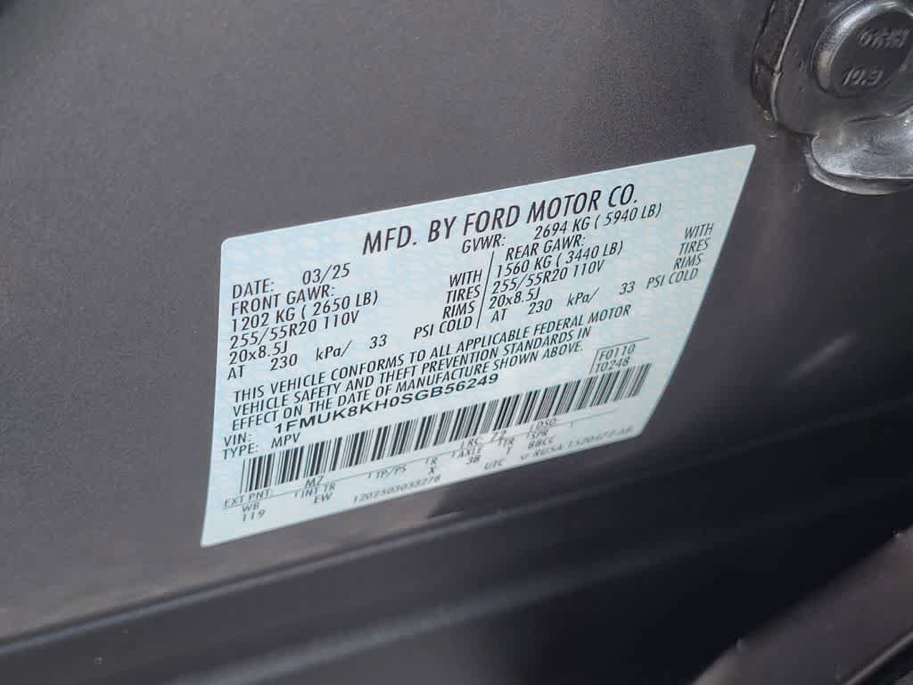 Certified 2025 Ford Explorer ST-Line AWD/4WD image 19