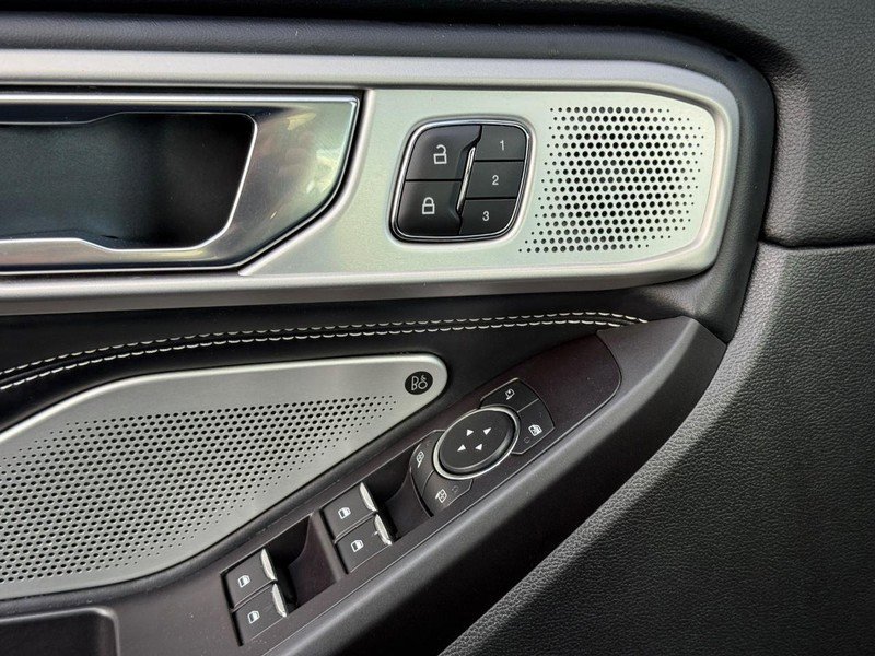 Certified 2020 Ford Explorer ST w/ ST Street Pack image 29