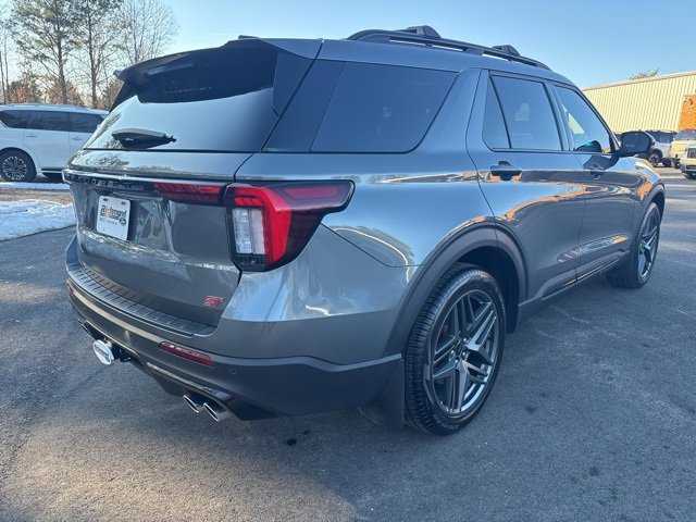 Certified 2025 Ford Explorer ST w/ Sun And Sound Package image 5