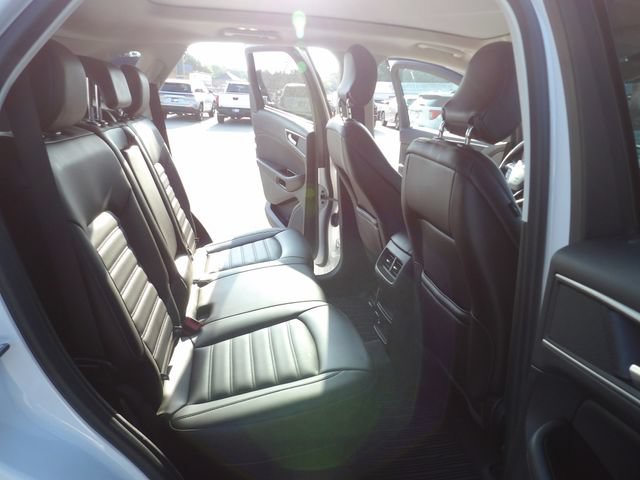 Certified 2019 Ford Edge SEL w/ Equipment Group 201A FWD image 34