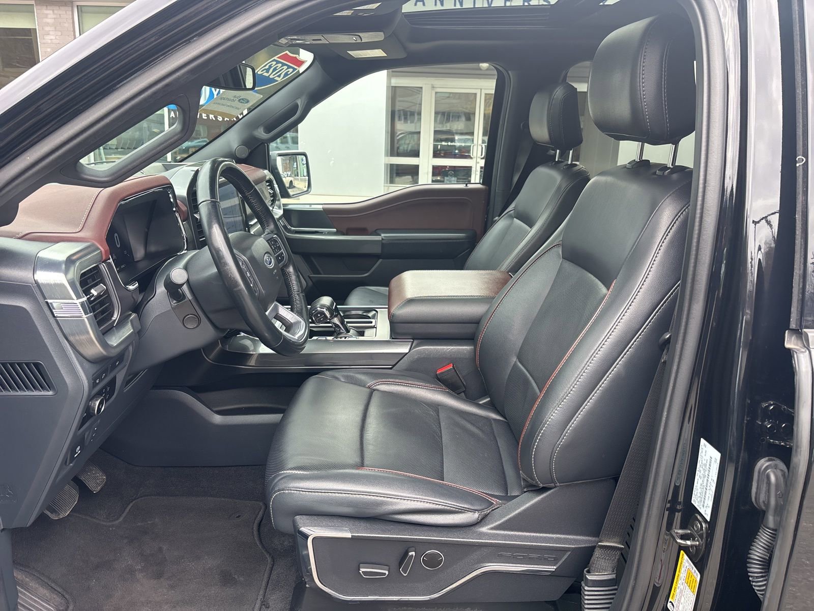 Certified 2023 Ford F150 Lariat w/ Equipment Group 502A High image 44