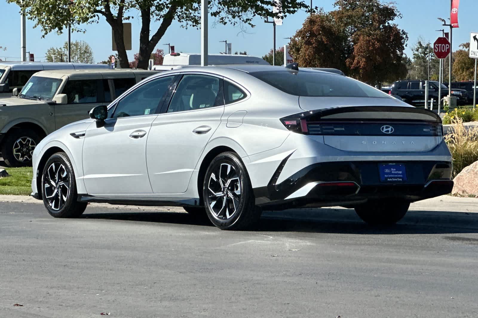 Used 2025 Hyundai Sonata SEL FWD image 6
