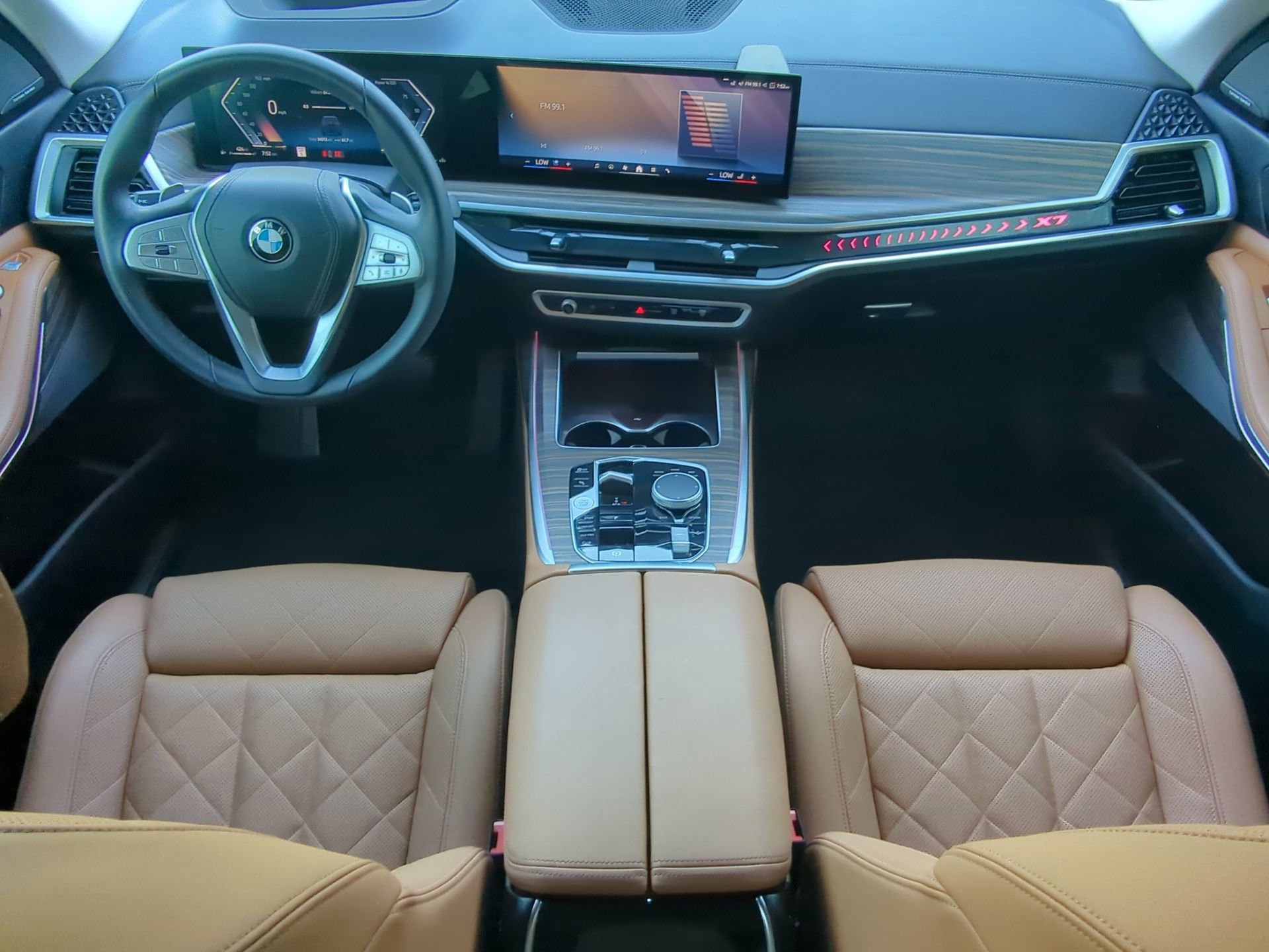 Used 2025 BMW X7 xDrive40i w/ Premium Package AWD/4WD image 50