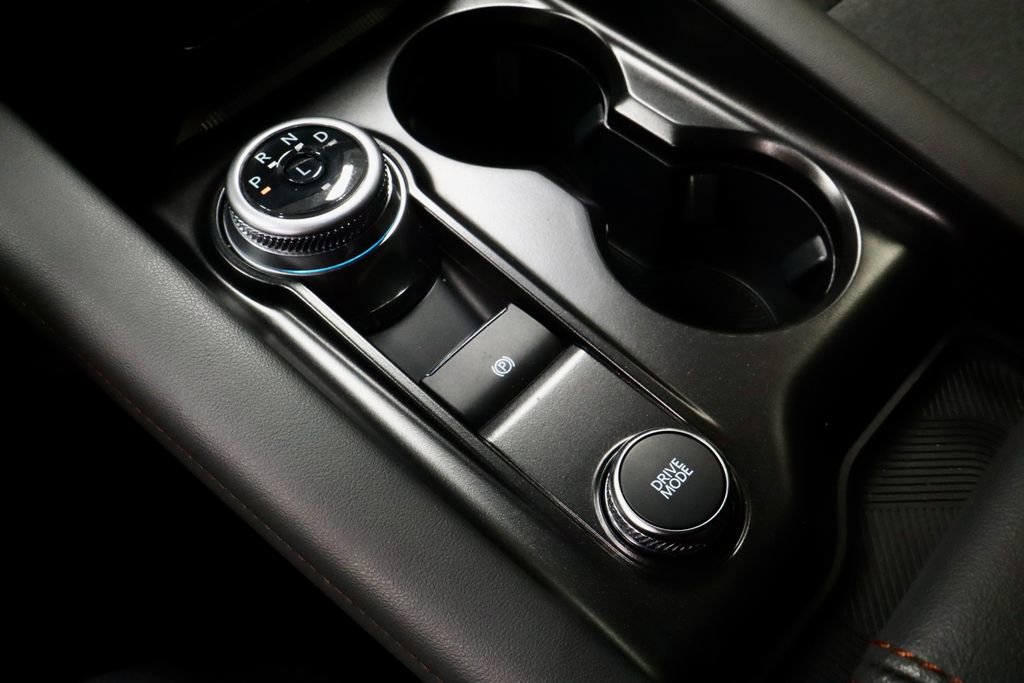 Certified 2025 Ford Explorer Active AWD/4WD image 32