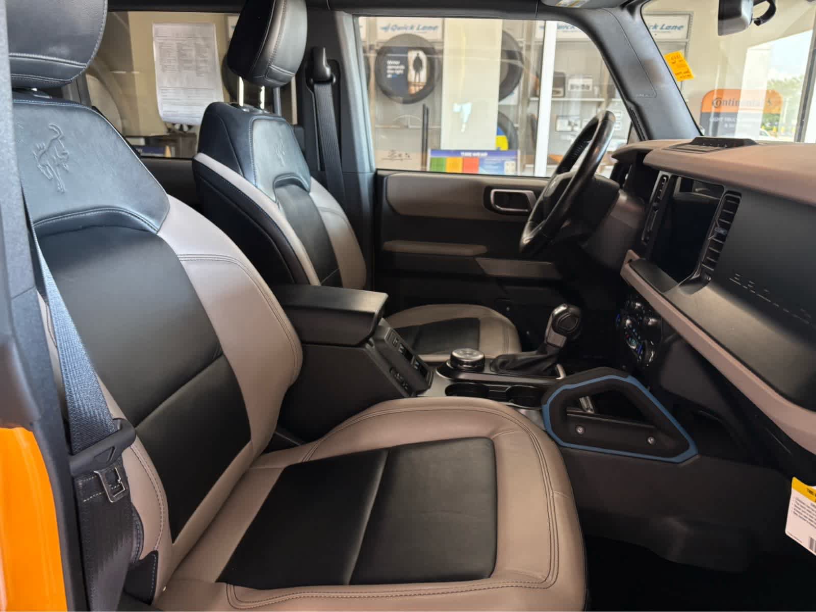 Certified 2022 Ford Bronco Wildtrak AWD/4WD image 33