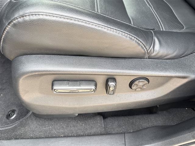 Used 2020 Honda CR-V Touring image 26