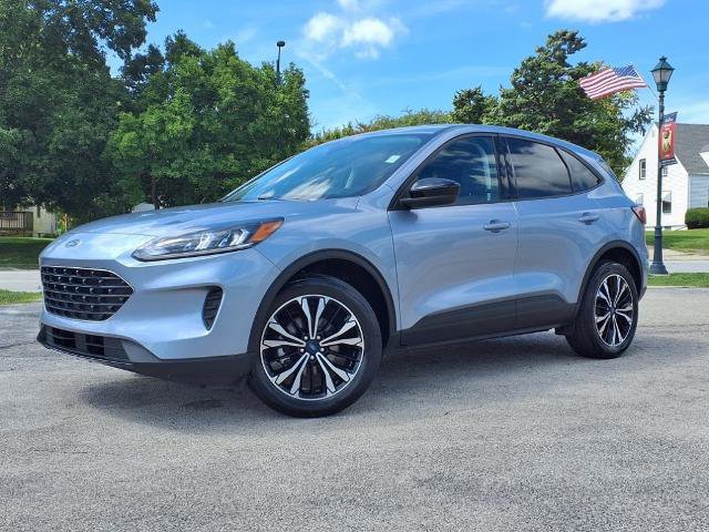 Certified 2022 Ford Escape SE w/ SE Sport Appearance Package image 7