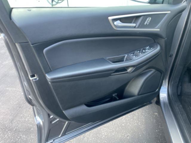 Certified 2024 Ford Edge SEL w/ Convenience Package AWD/4WD image 16