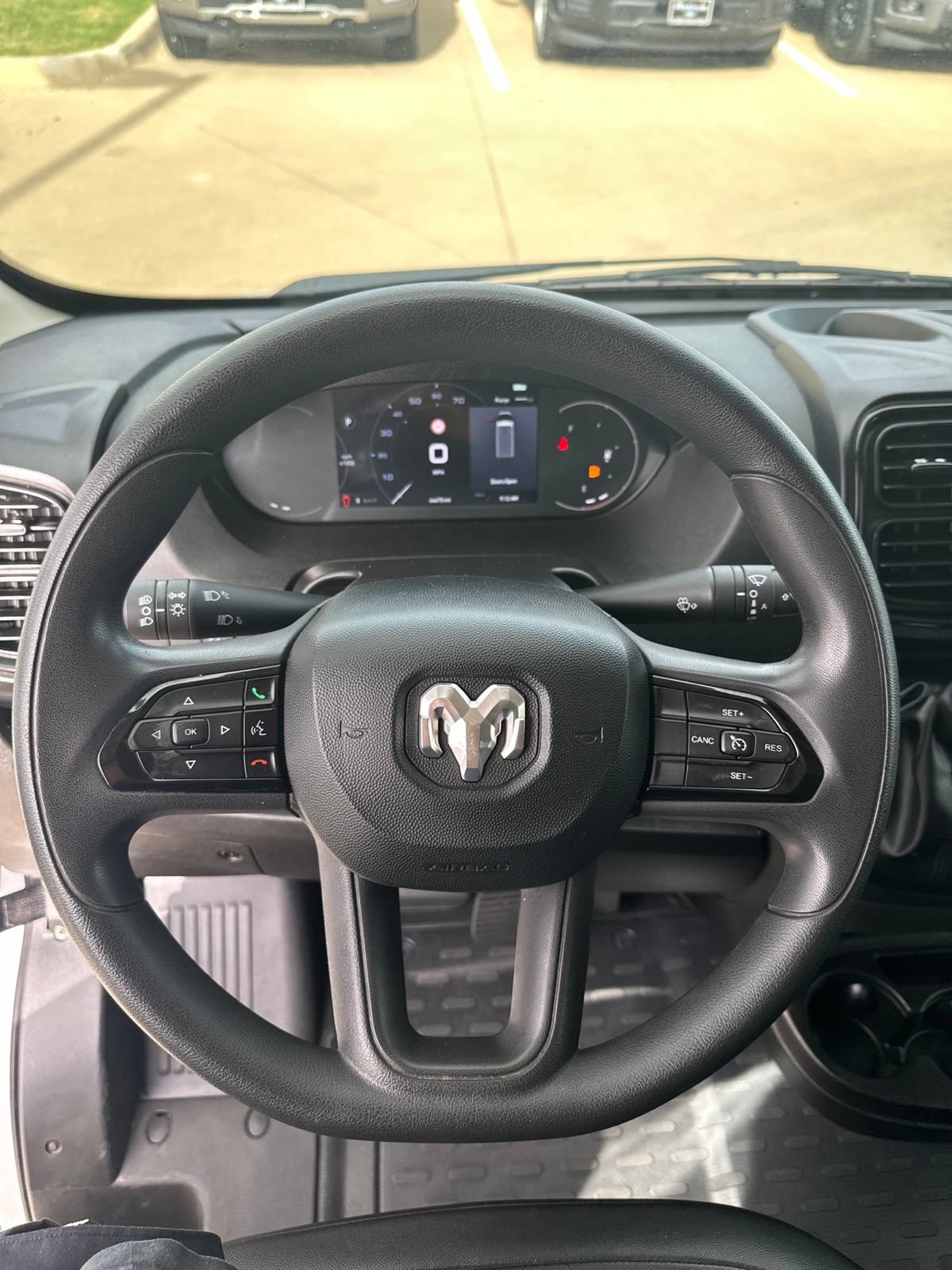 Used 2023 RAM ProMaster 2500 w/ Premium Convenience Group (B) FWD image 19