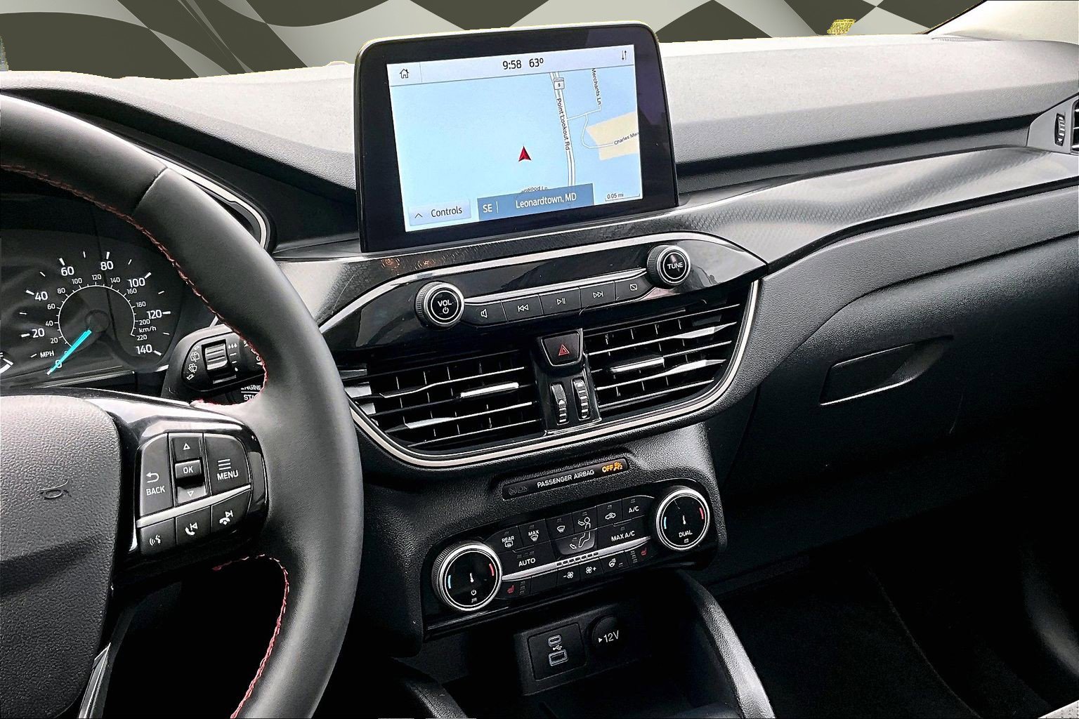 Certified 2022 Ford Escape SEL w/ SEL Stealth AWD Package image 6