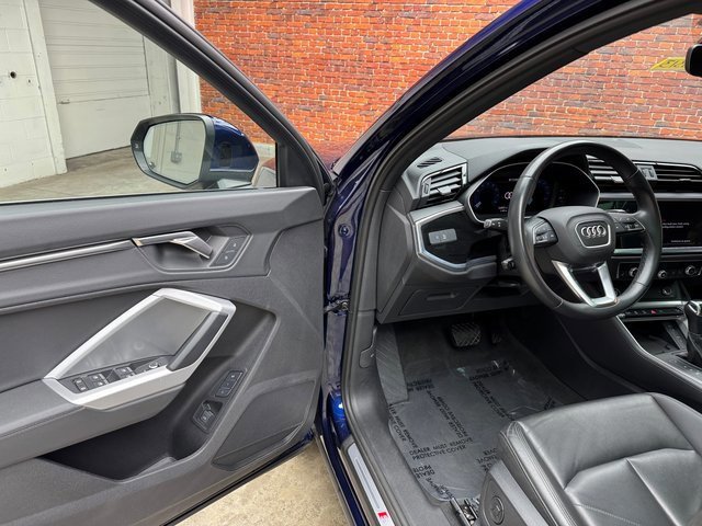Used 2024 Audi Q3 2.0T Premium image 10