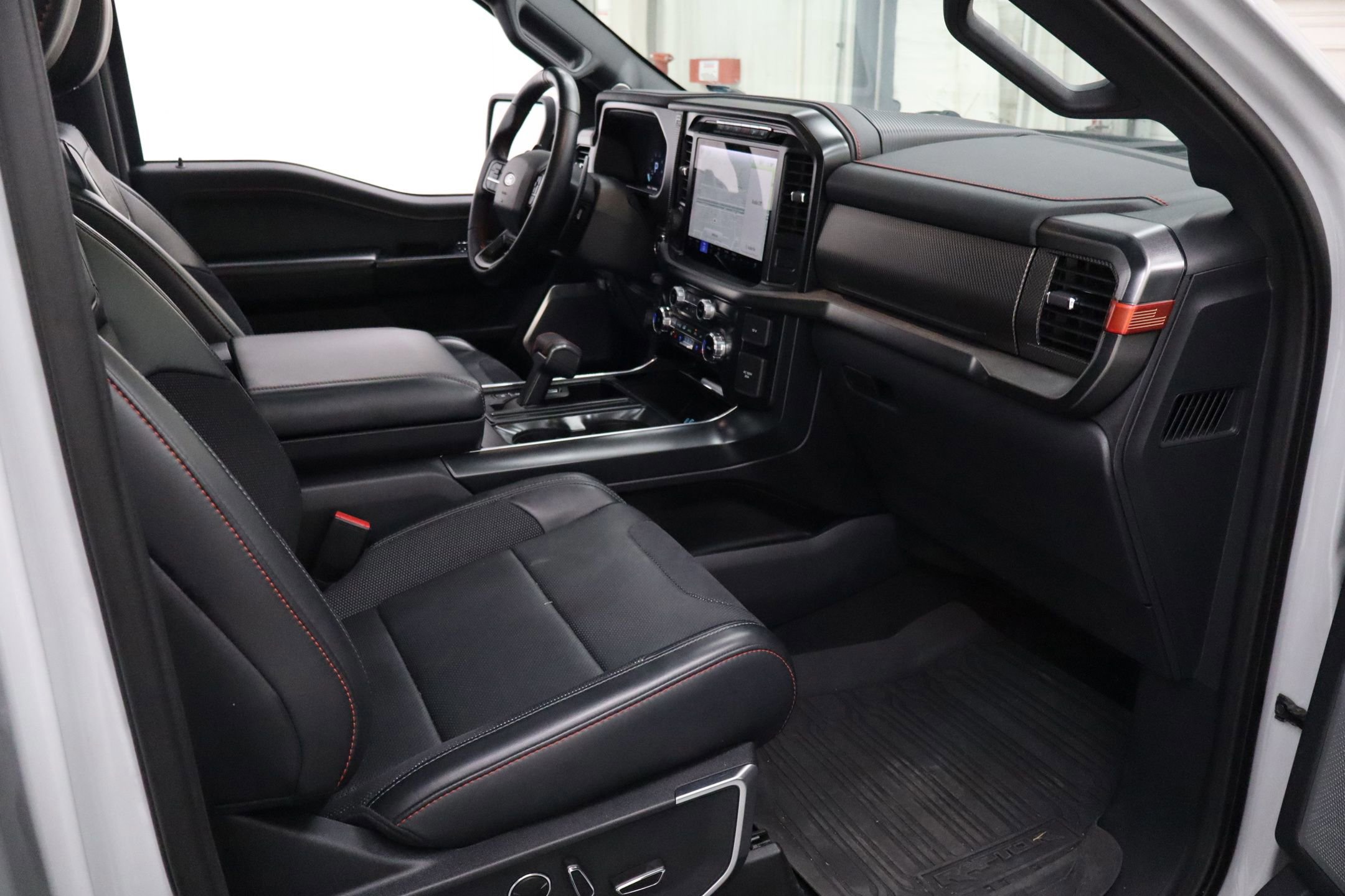 Certified 2024 Ford F150 Raptor image 35