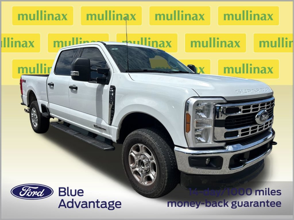 Certified 2025 Ford F250 XLT w/ FX4 Off-Road Package AWD/4WD image 3