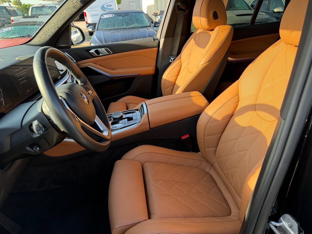 Used 2024 BMW X5 xDrive40i w/ Premium Package AWD/4WD image 10