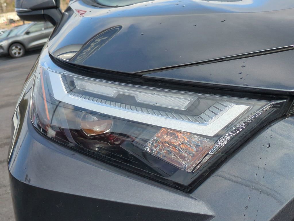 Used 2024 Toyota RAV4 XLE image 11