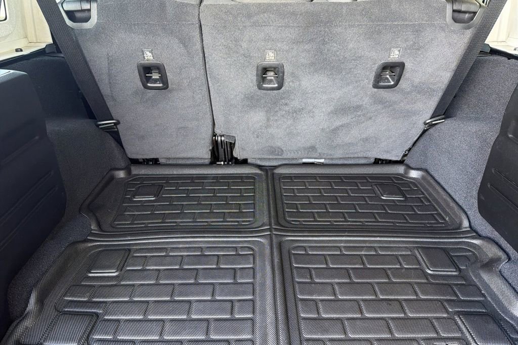 Used 2020 Jeep Wrangler Unlimited Sport S AWD/4WD image 14
