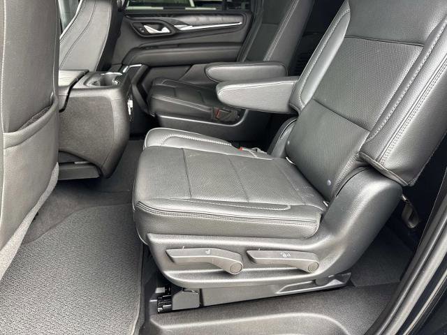 Used 2022 GMC Yukon XL Denali w/ Denali Ultimate Package image 18
