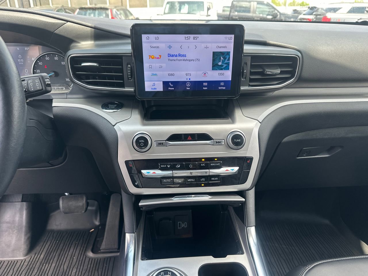 Certified 2022 Ford Explorer XLT w/ Equipment Group 202A image 30