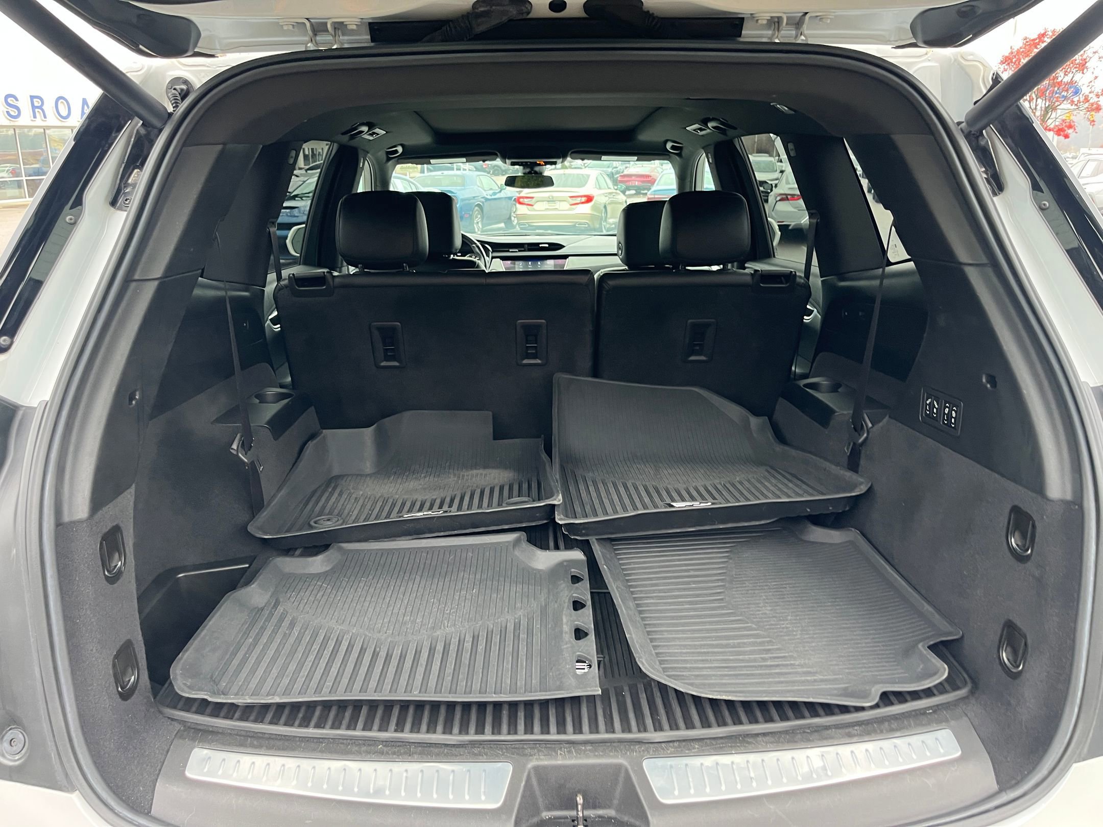 Used 2020 Cadillac XT6 Sport image 29