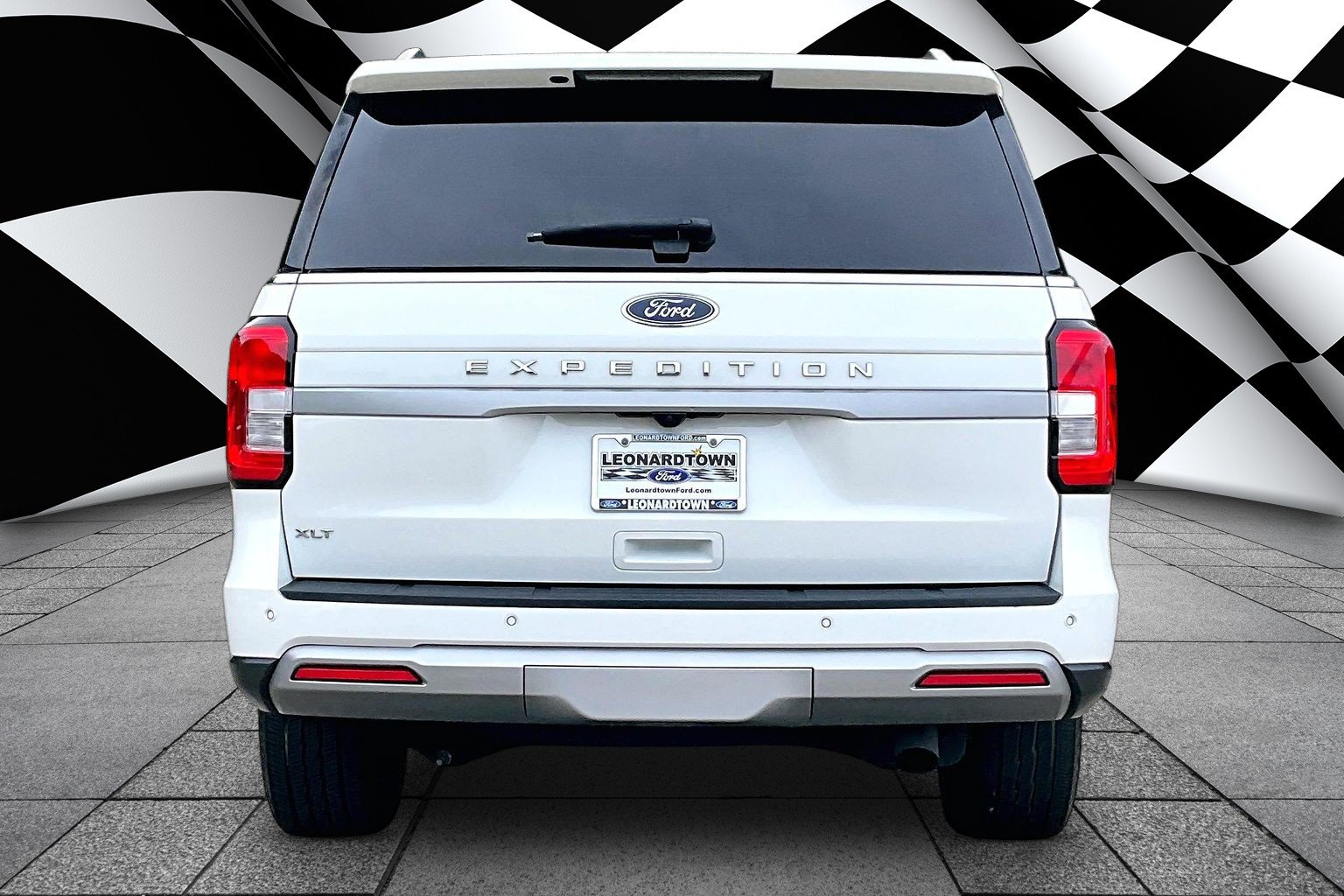 Certified 2023 Ford Expedition XLT AWD/4WD image 4