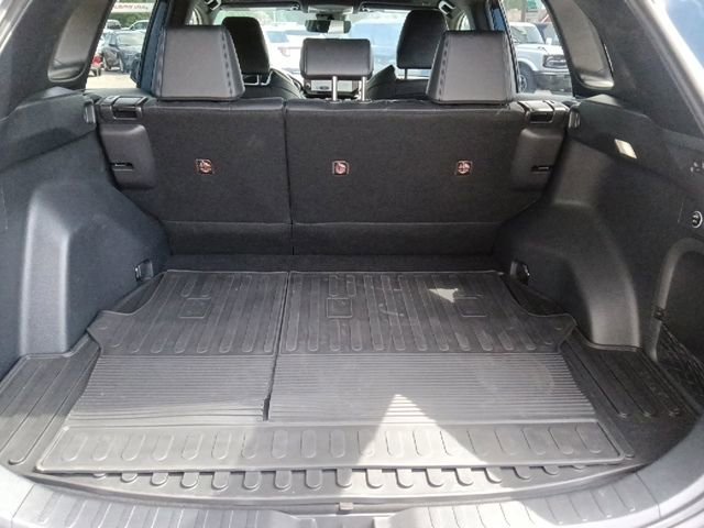 Used 2023 Toyota RAV4 XSE AWD/4WD image 27