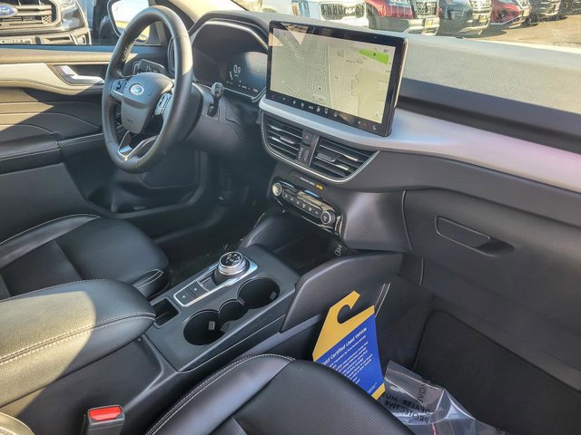 Certified 2024 Ford Escape Platinum image 29