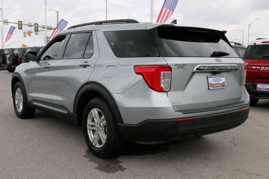 Certified 2022 Ford Explorer XLT image 7