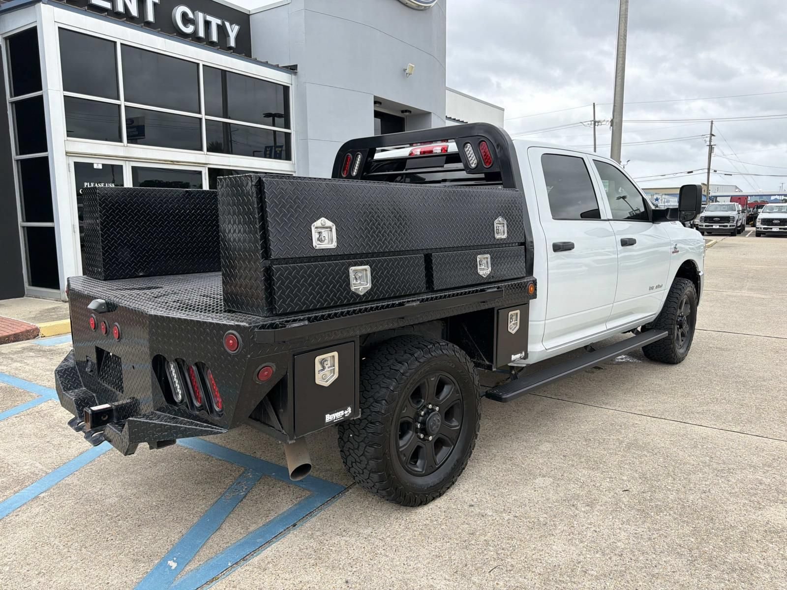 Used 2022 RAM 2500 Tradesman AWD/4WD image 9