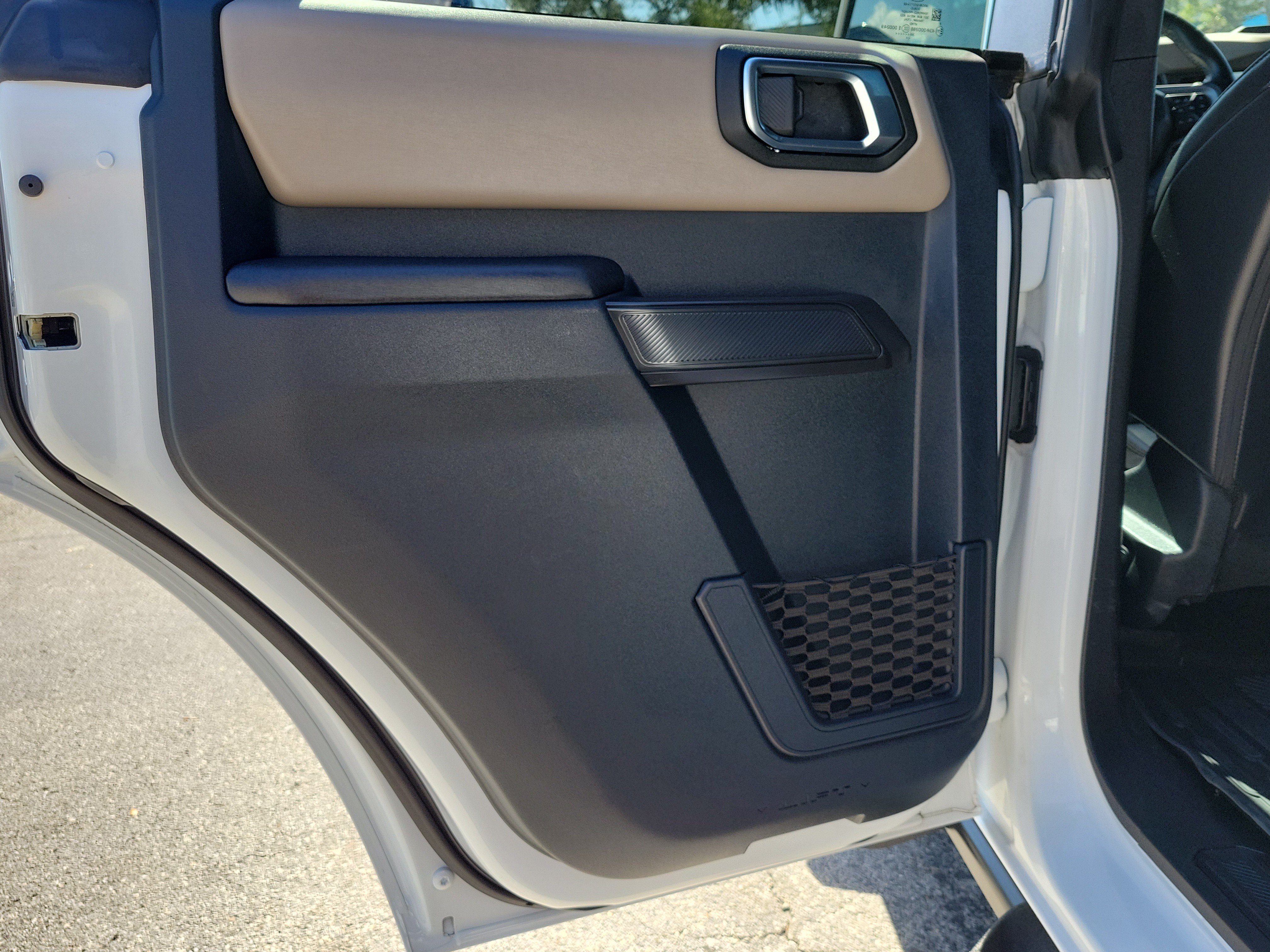 Certified 2024 Ford Bronco Wildtrak AWD/4WD image 11
