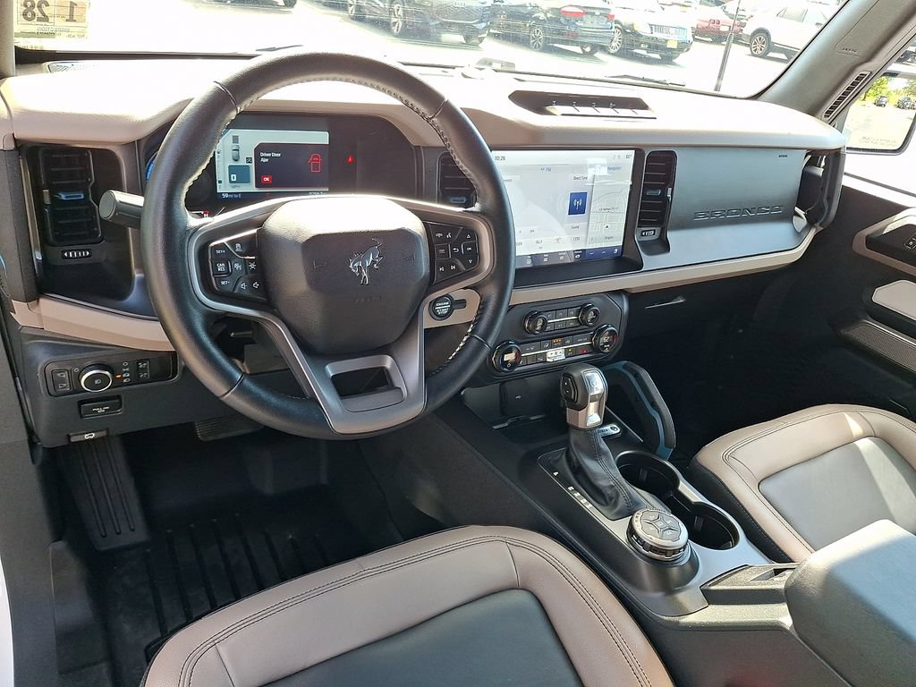 Certified 2023 Ford Bronco Wildtrak AWD/4WD image 2