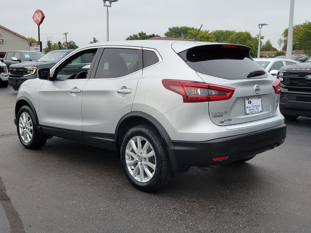 Used 2020 Nissan Rogue Sport S w/ Appearance Package AWD/4WD image 6