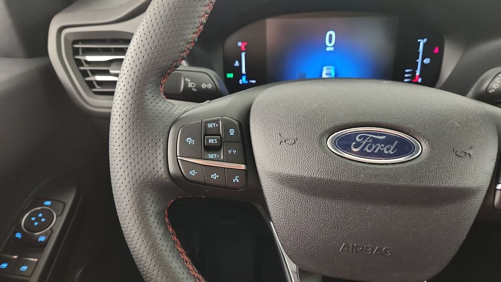Certified 2024 Ford Escape ST-Line w/ Tech Pack #1 AWD/4WD image 20