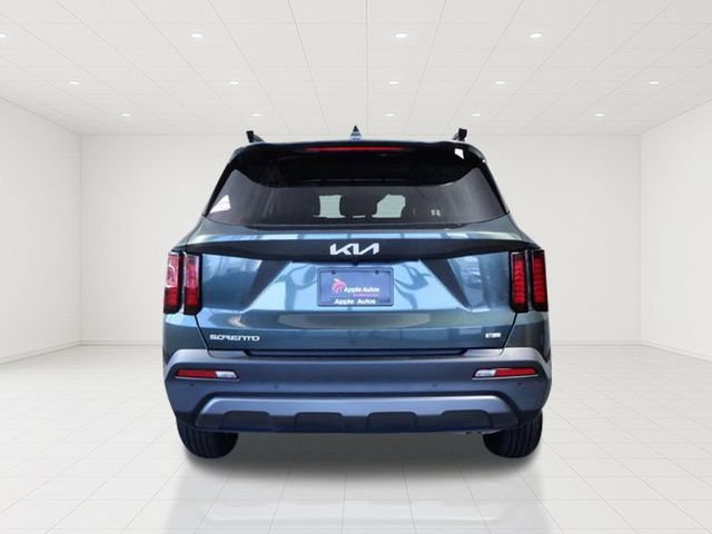 Used 2023 Kia Sorento S AWD/4WD image 5