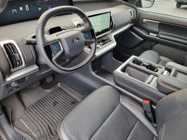 Certified 2025 Ford Expedition Tremor AWD/4WD image 19