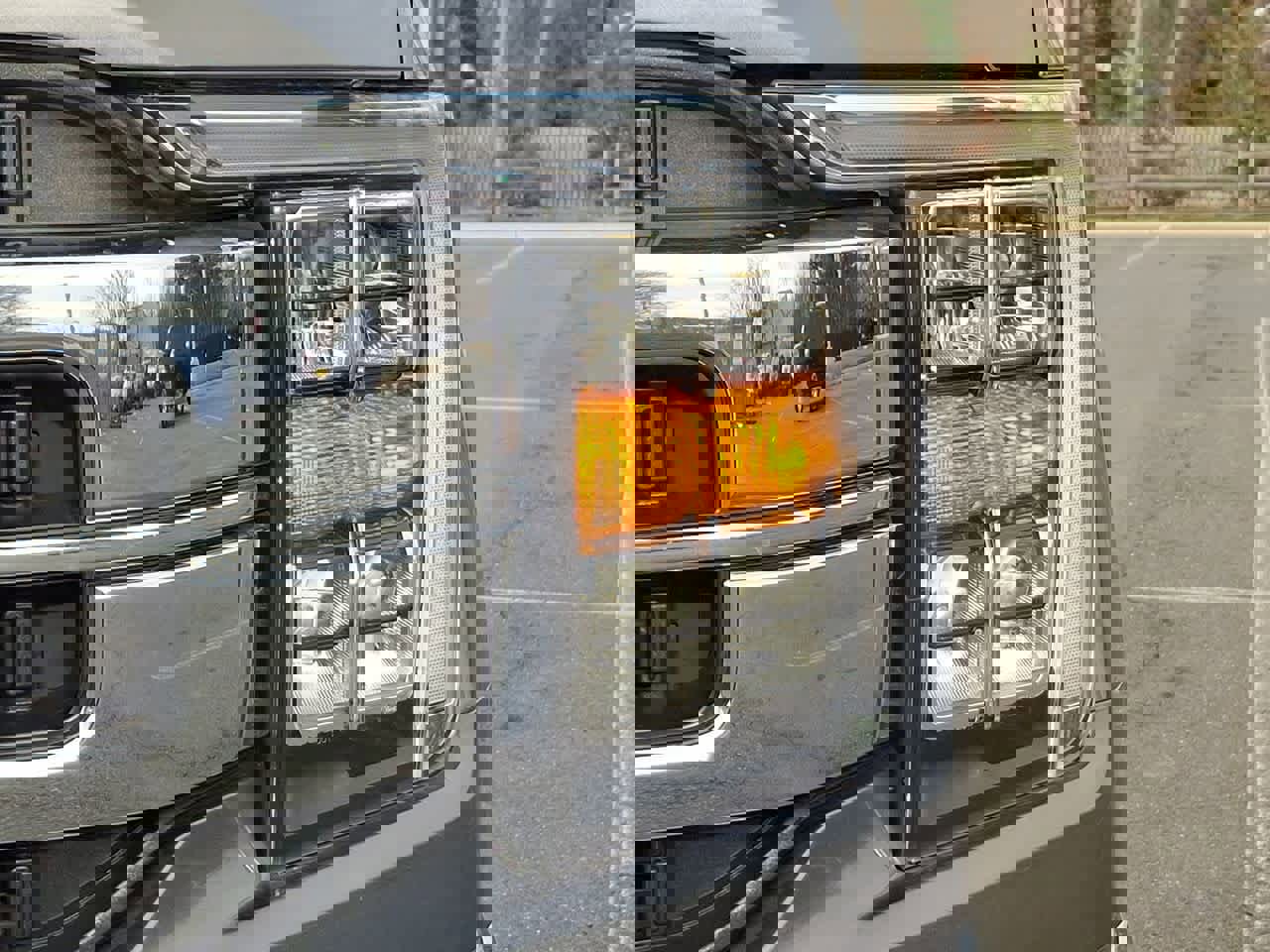 Certified 2022 Ford F150 Lariat w/ FX4 Off-Road Package image 30