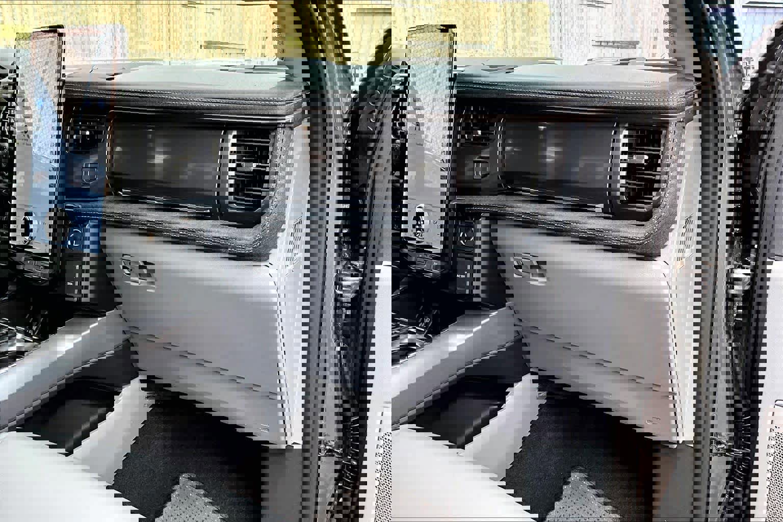 Certified 2025 Ford F150 Lightning Flash image 19