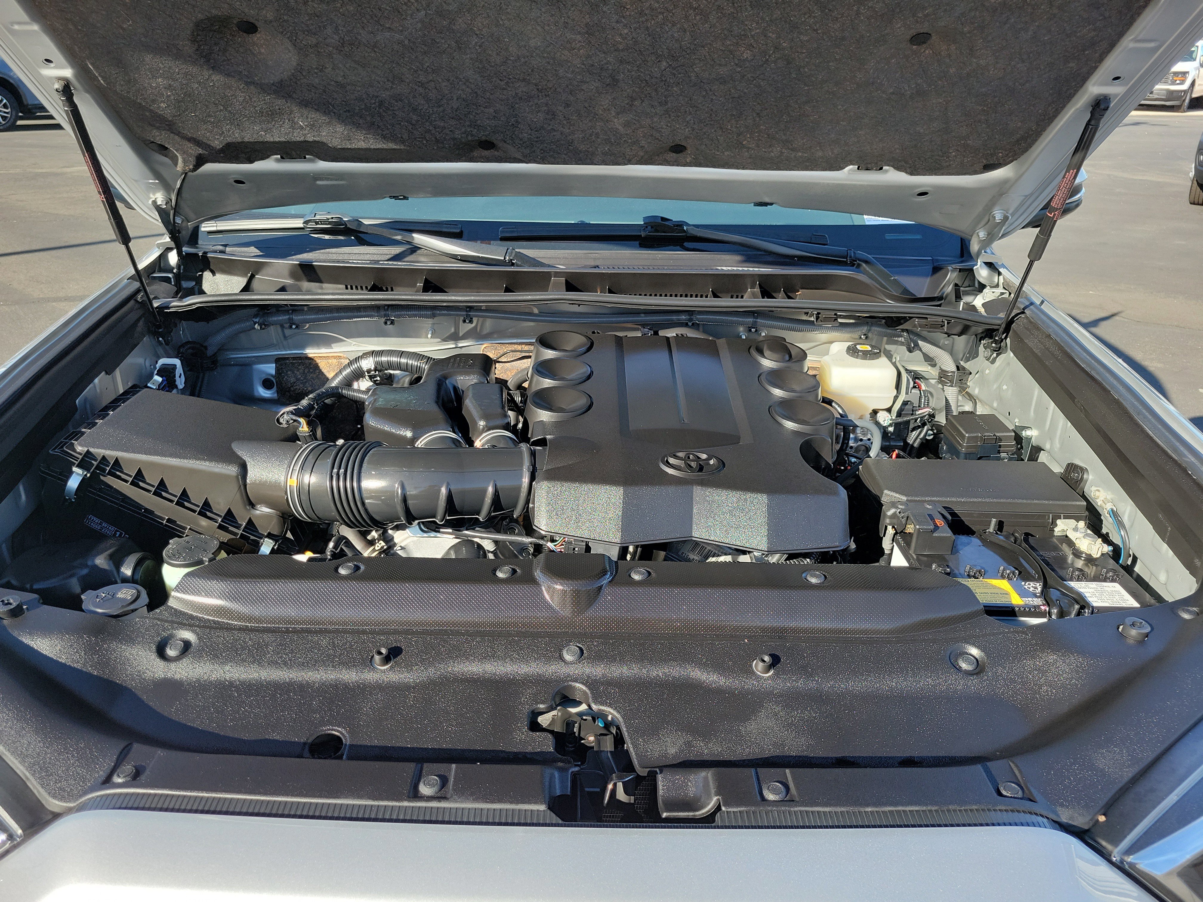 Used 2023 Toyota 4Runner Limited image 18