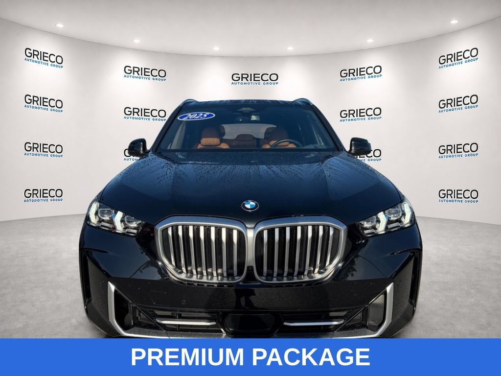 Used 2024 BMW X5 xDrive40i w/ Premium Package AWD/4WD image 2