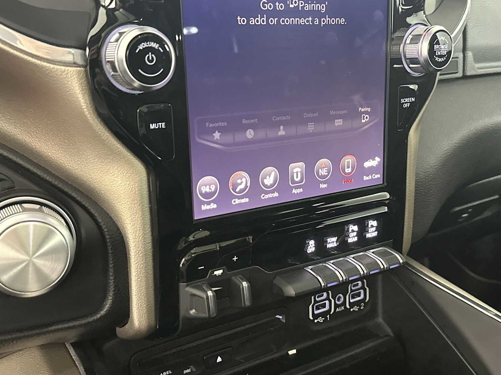 Used 2019 RAM 1500 Laramie w/ Sport Appearance Package image 34