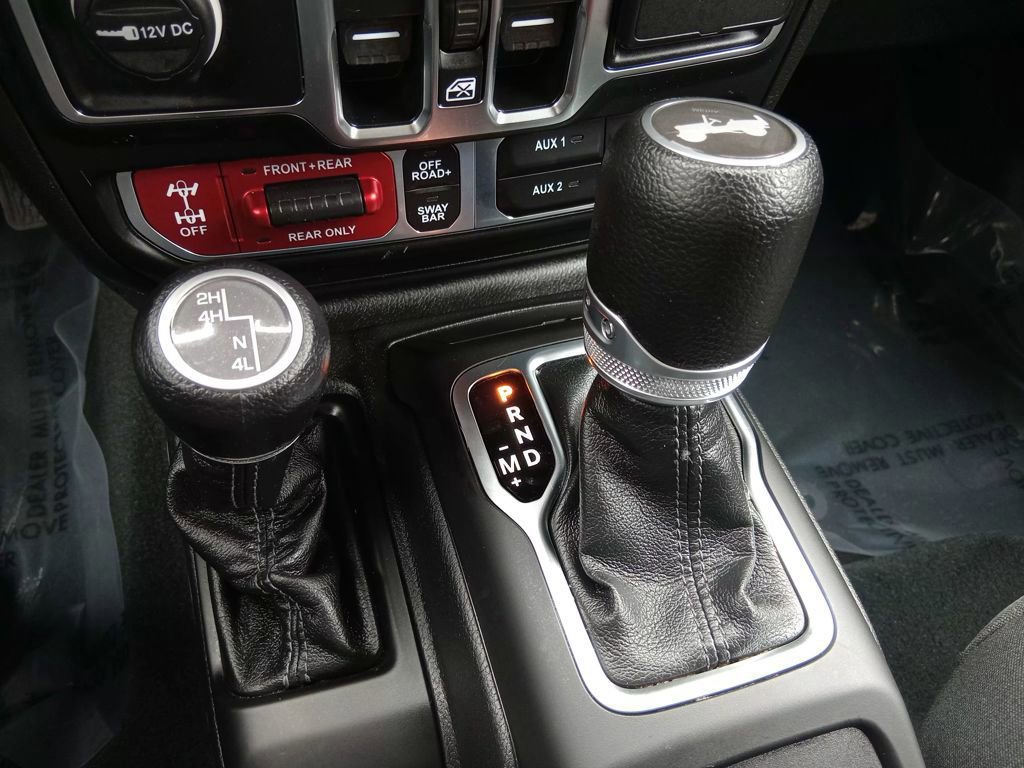 Used 2024 Jeep Wrangler Unlimited Rubicon AWD/4WD image 30
