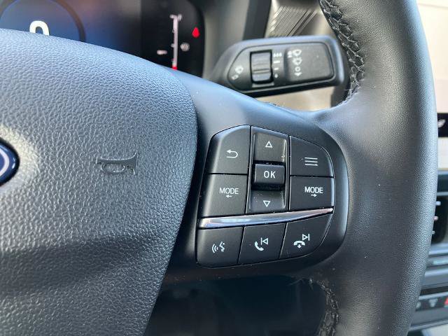 Certified 2025 Ford Maverick Lariat w/ 4K Tow Package AWD/4WD image 39