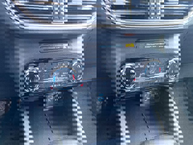 Certified 2022 Ford Escape SE w/ Convenience Package image 18