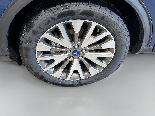 Certified 2020 Ford Escape Titanium image 24
