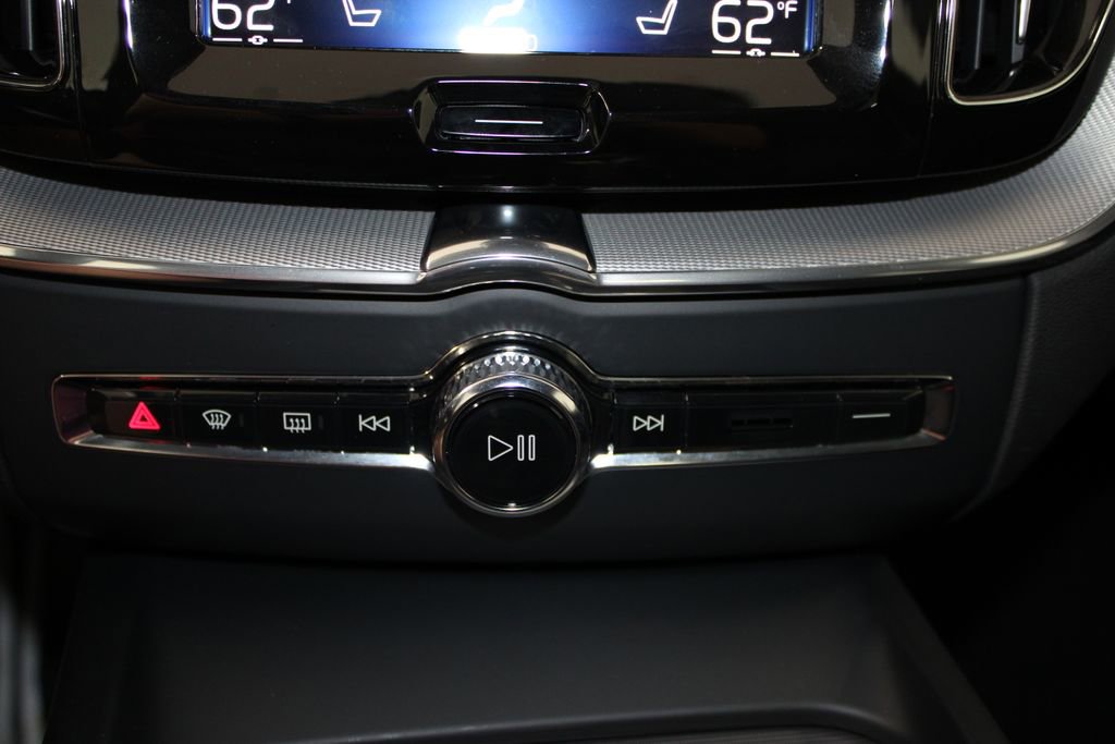 Used 2019 Volvo XC60 T5 Inscription w/ Protection Package Premier FWD image 47