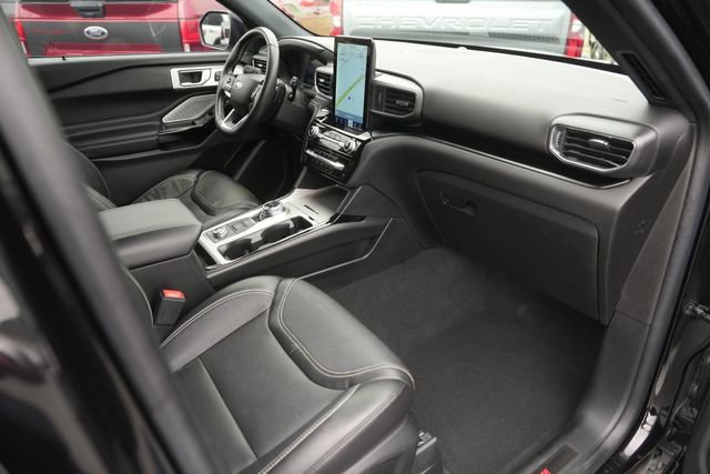 Certified 2022 Ford Explorer ST w/ Equipment Group 401A image 20