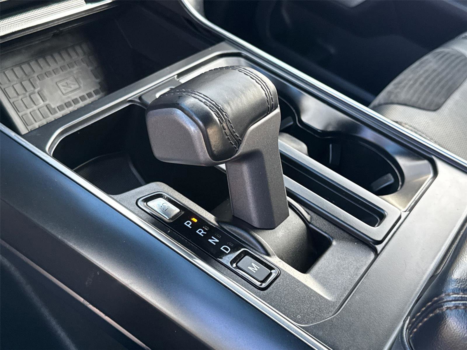 Certified 2022 Ford F150 Raptor w/ Equipment Group 801A High image 27