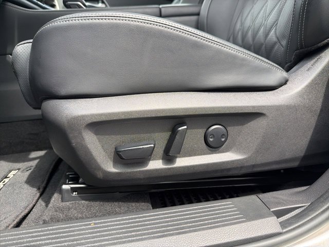 Used 2026 Nissan Rogue Platinum w/ Platinum Premium Package AWD/4WD image 11