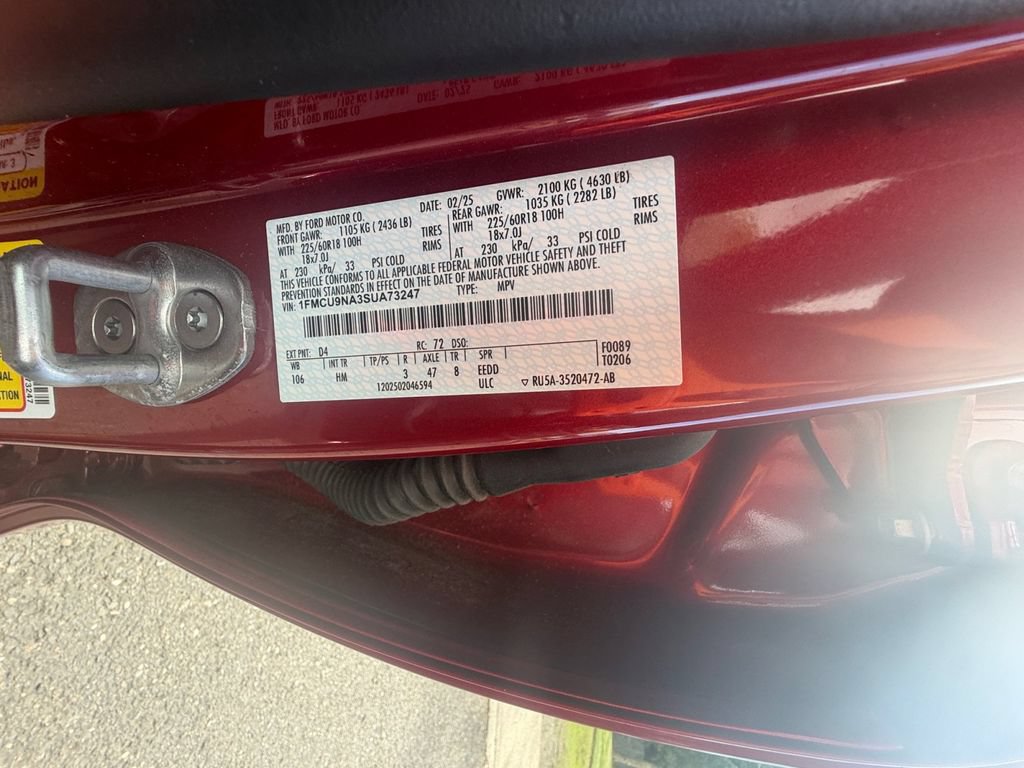 Certified 2025 Ford Escape ST-Line Select AWD/4WD image 25