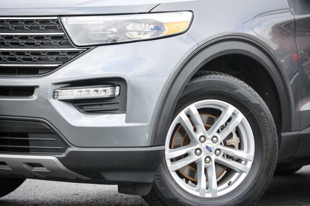 Certified 2023 Ford Explorer XLT w/ Equipment Group 202A image 29