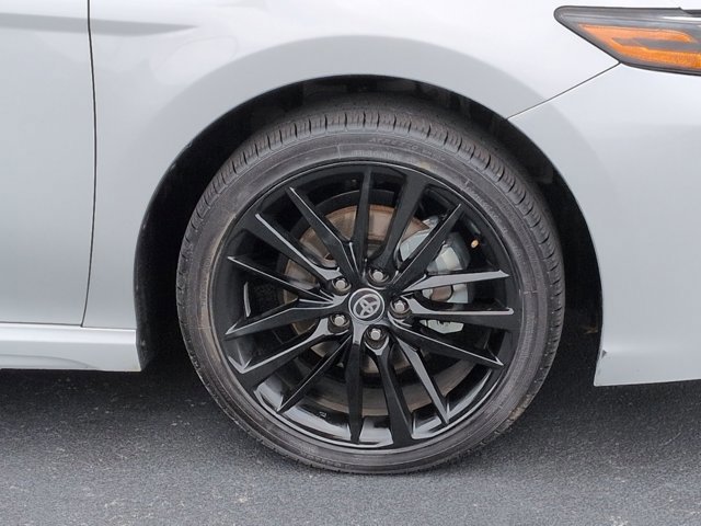 Used 2024 Toyota Camry XSE FWD image 11